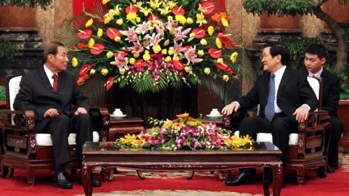 Президент Чыонг Тан Шанг принял председателя канцелярии президента Лаоса - ảnh 1